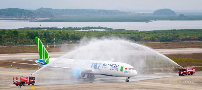Lễ chào đón máy máy Boeing 787-9 Dreamliner đầu tiên của Bamboo Airways tại Cảng hàng không Vân Đồn - Tỉnh Quảng Ninh.