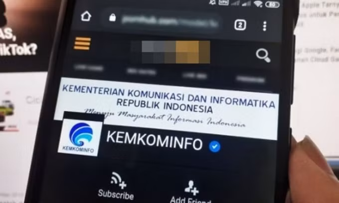 Ảnh chụp màn hình tài khoản mạo danh Bộ Thông tin và Truyền thông Indonesia trên một trang web khiêu dâm. Ảnh: beritakotak.com.