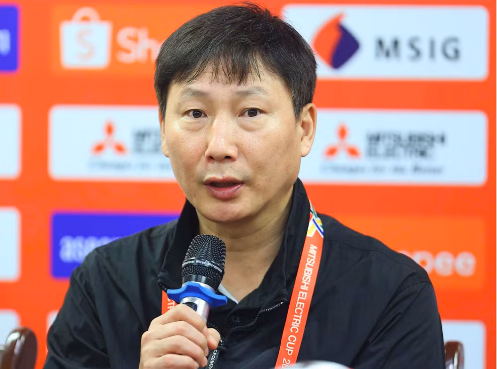hlv kim sang sik tu hao khi doi tuyen viet nam vao chung ket aff cup 2024 hinh 1