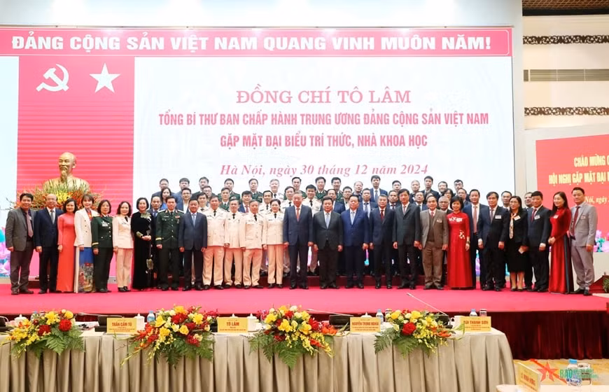 toan van bai phat bieu cua tong bi thu to lam tai buoi gap mat tri thuc nha khoa hoc hinh 3