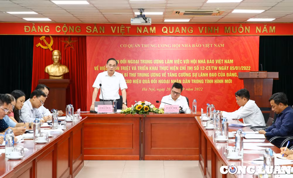 tiep tuc mo rong quan he huu nghi hop tac voi to chuc bao chi hiep hoi nha bao quoc te hinh 4