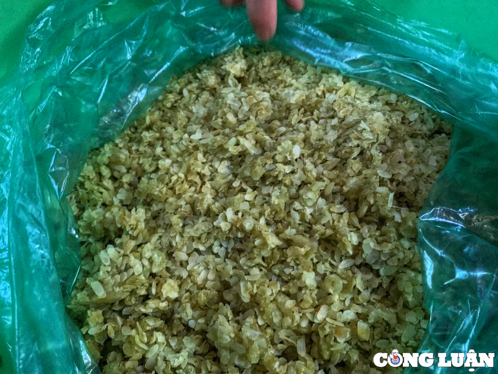 kham pha lang nghe lam com moc doc dao o ha noi hinh 11