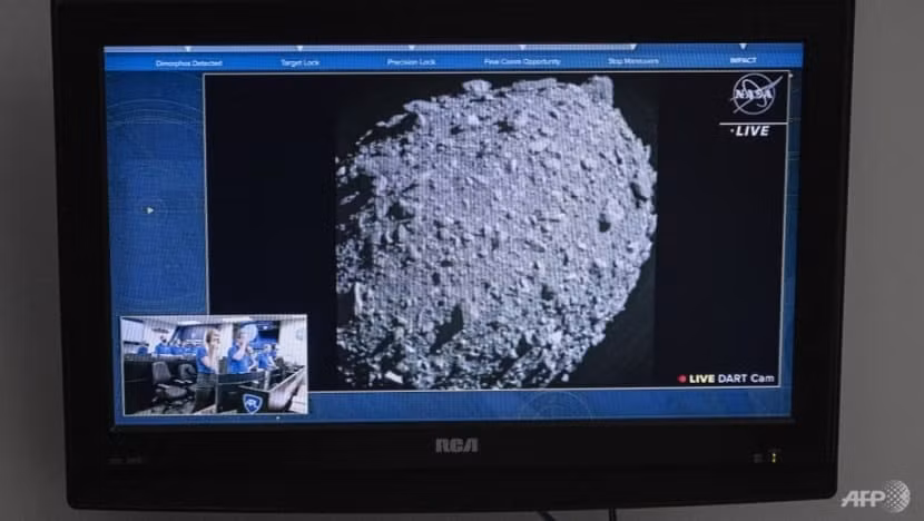 tau vu tru dart cua nasa da ban trung tieu hanh tinh hinh 1