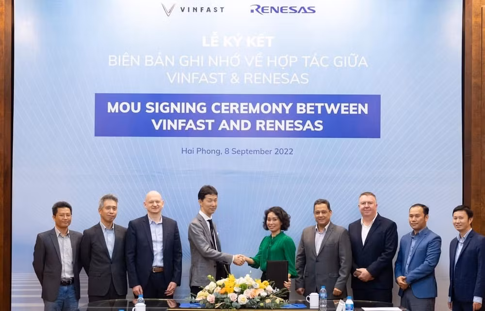 vinfast va renesas hop tac phat trien cong nghe o to dien hinh 1