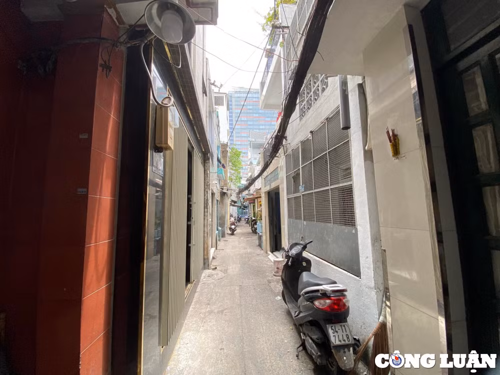 canh song doi lap trong nhung con hem tai pho tay bui vien hinh 21