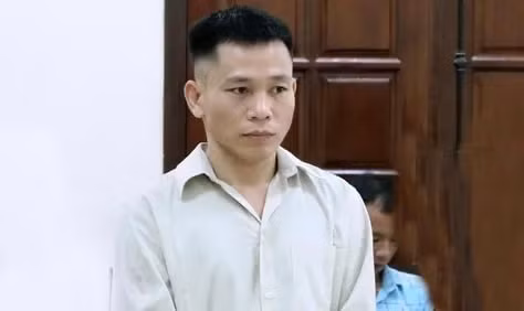 linh an 7 nam tu vi dot kho hang nha hang xom hinh 1
