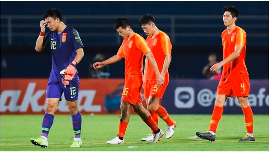 fifa trung phat cau lac bo trung quoc vi no luong hinh 2