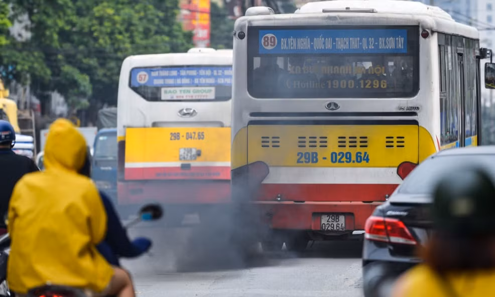 can lo trinh cu the de dua vao khai thac hang loat xe buyt dien tai ha noi hinh 1
