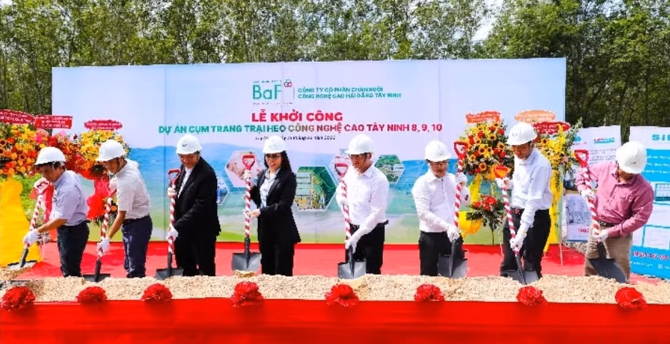 baf mo rong chuoi tiep tuc khoi cong 4 trai heo cong nghe cao tay ninh hinh 1