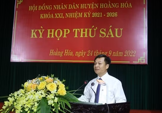 ong le thanh hai duoc bau lam chu tich ubnd huyen hoang hoa hinh 1