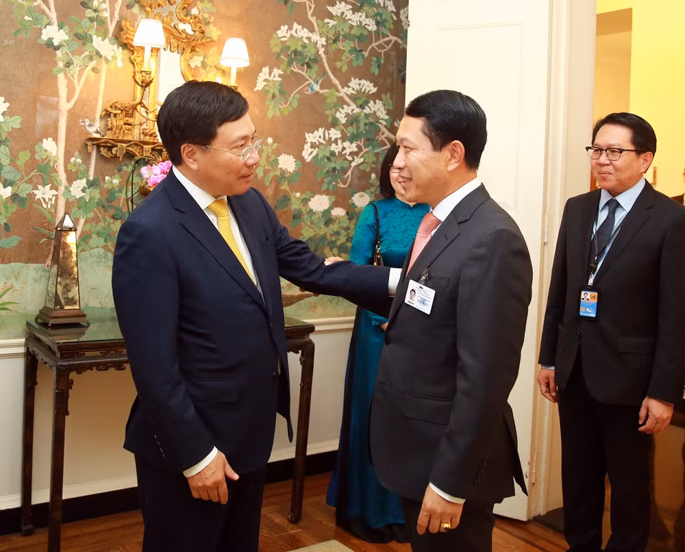 viet nam ngay nay la mot nhan to dong gop cho hoa binh va phat trien tren the gioi hinh 3