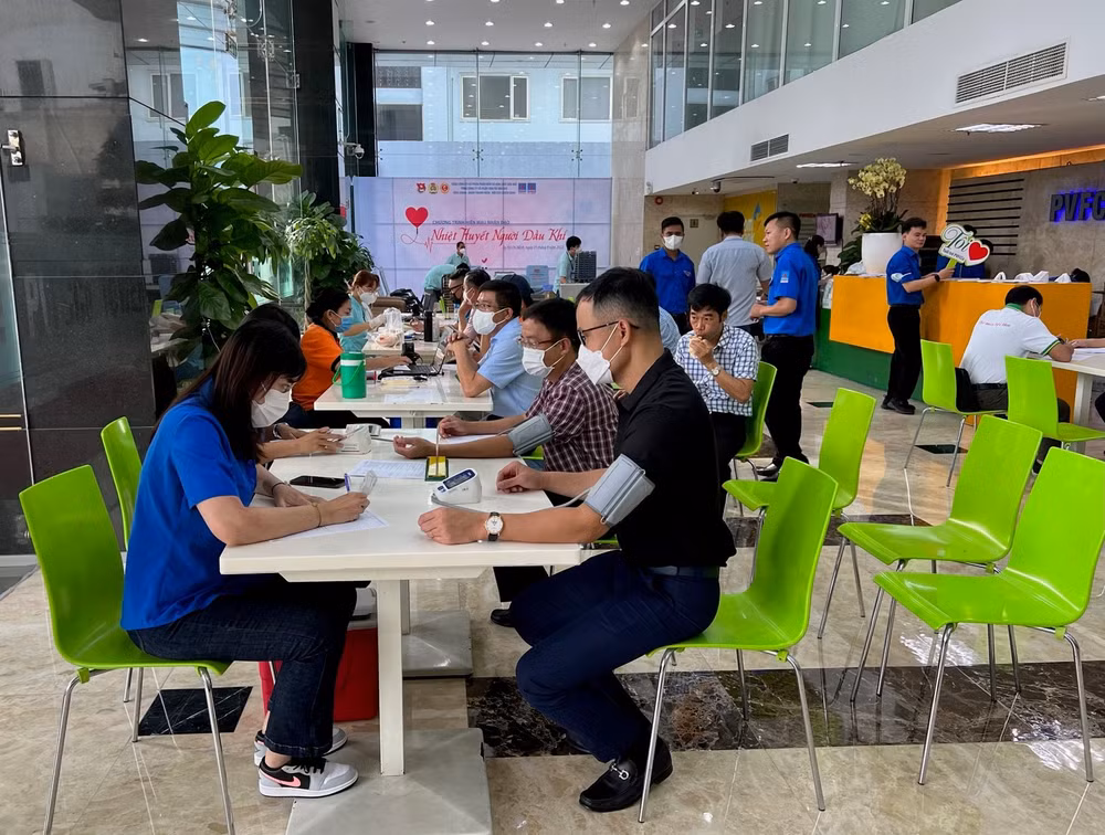 hien mau nhan dao hoat dong y nghia nhan ngay truyen thong cua pvfcco hinh 1