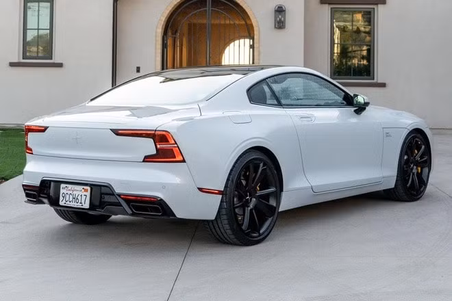 xe hybrid polestar 1 chay 1900 km duoc ban dau gia hinh 3