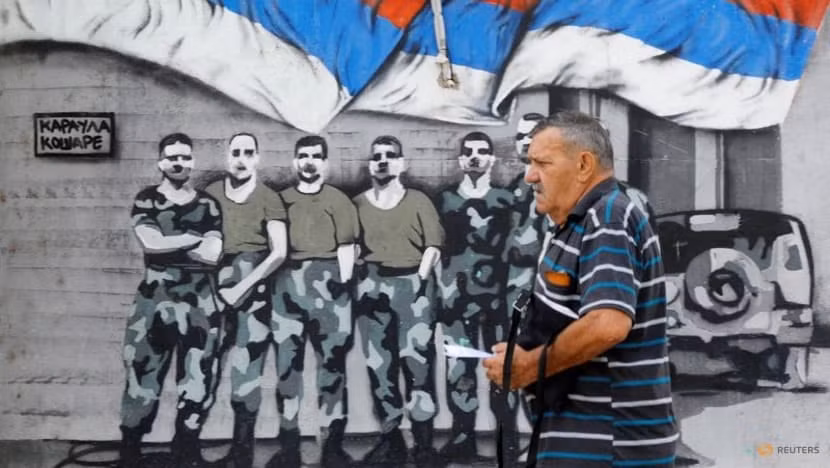 nato san sang gui them quan den kosovo neu co bat on moi hinh 1