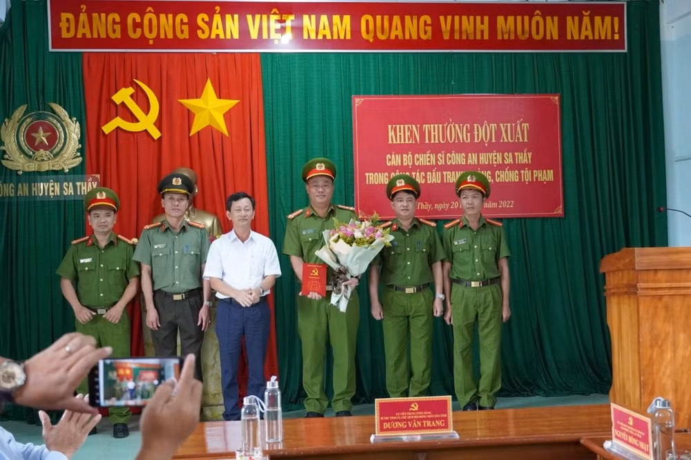rung co thu o kon tum bi pha tan hoang bi thu tinh uy yeu cau mo rong dieu tra truy bat ke pha rung hinh 2