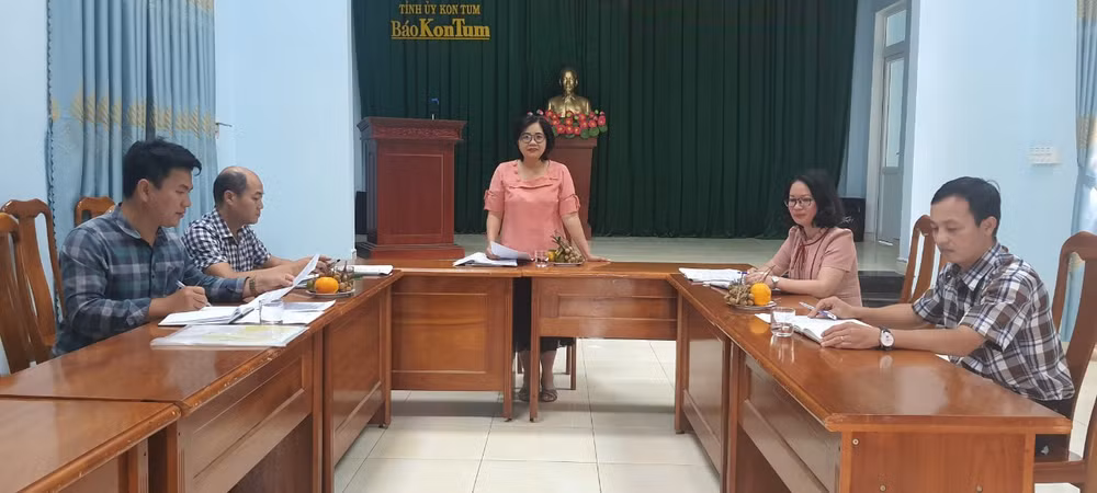 kon tum tang cuong kiem tra hoat dong cac chi hoi nha bao truc thuoc hinh 1