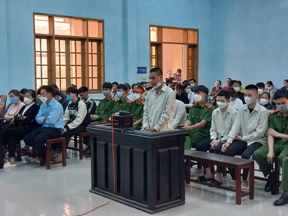 gia lai biet me met con trai van danh nhieu cai vao dau khien me ruot tu vong hinh 1