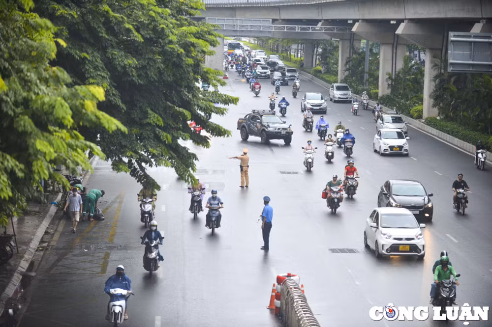 ha noi thi diem phan lan duong nguyen trai den het nam 2022 hinh 1