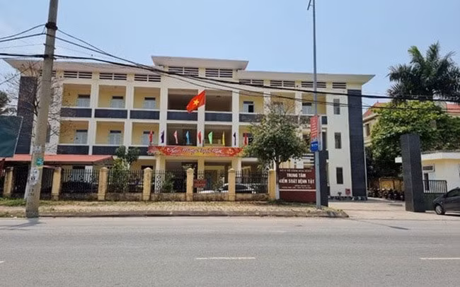dai an viet a ky luat canh cao ong kieu dinh vi giam doc cdc hoa binh hinh 1