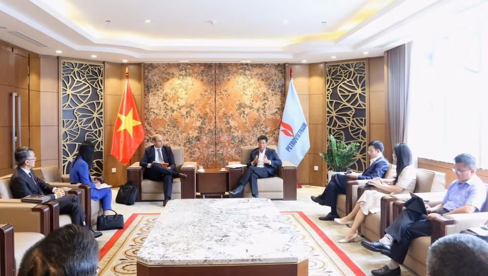 petrovietnam va ngan hang ing tang cuong hop tac trong linh vuc nang luong tai tao hinh 1