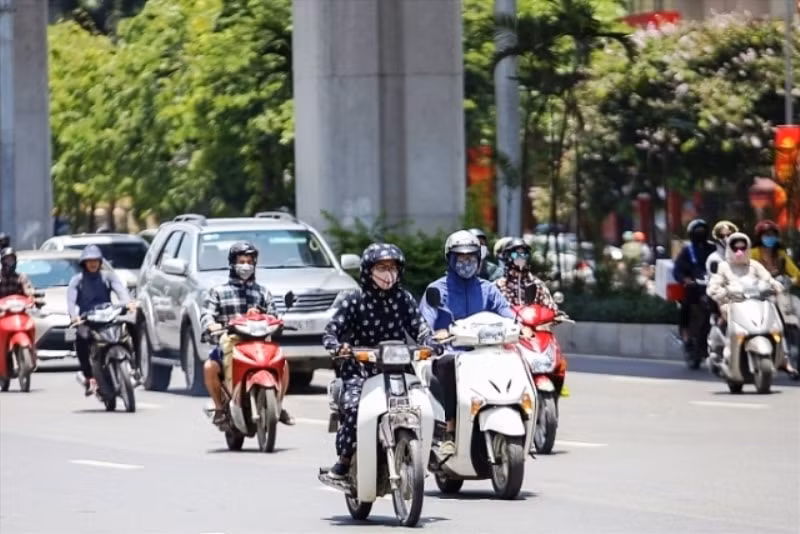 TP. HCM nắng nóng 36 độ C, chỉ số UV ở mức nguy hại rất cao. Ảnh: internet