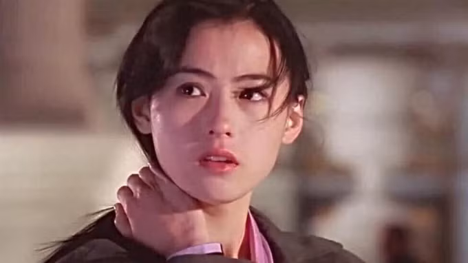 Trương Bá Chi không những rạn nứt hôn nhân mà còn đánh mất cả sự nghiệp.