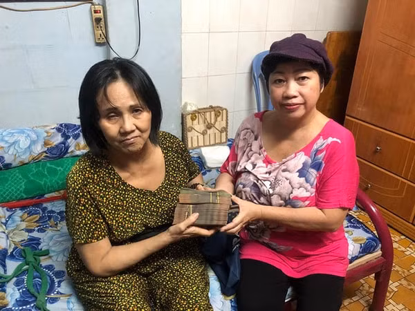 Nhiều bạn bè và đồng nghiệp của nữ diễn viên đã cùng nhau kêu gọi, vận động quyên góp để giúp đỡ bà vượt qua hiểm cảnh.