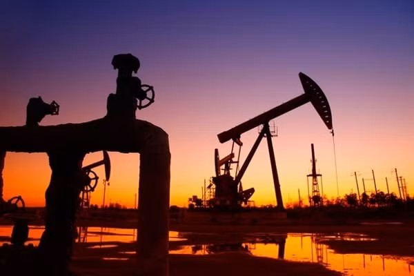 Nhóm OPEC+ có thể sẽ không tăng sản lượng khai thác dầu thô trong tháng 4 tới đây
