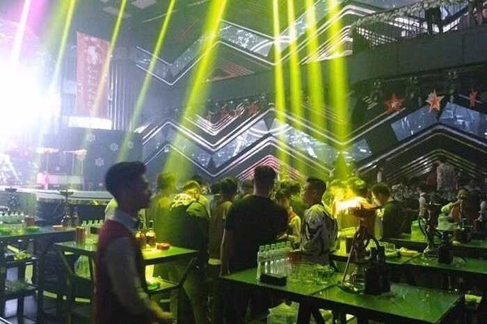 Sơn La cho phép quán karaoke, bar được phép hoạt động trở lại. Ảnh: TL