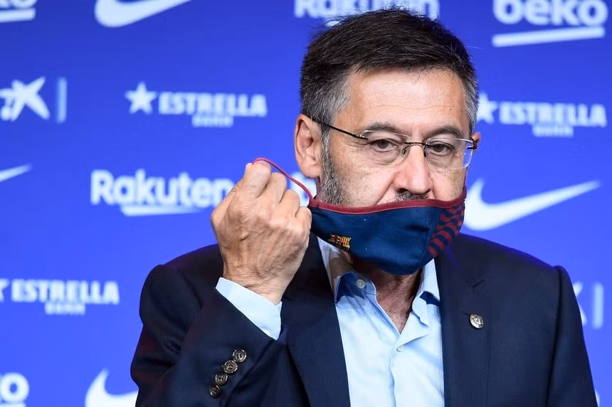Cựu Chủ tịch Josep Bartomeu từ chức hồi tháng 10/2020 sau khi hứng chịu áp lực từ nhiều phía. Ảnh: Getty Images.