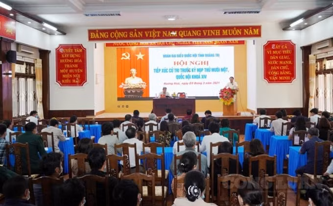 Hội nghị tiếp xúc cử tri tại huyện Hướng Hóa.
