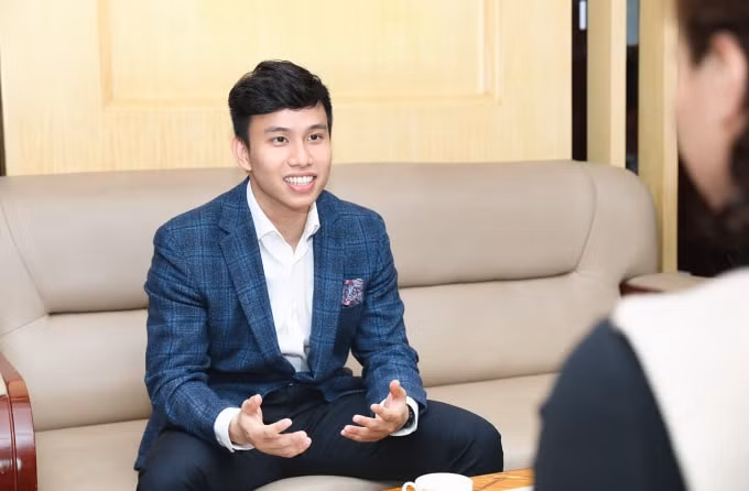 Thạc sỹ Nguyễn Minh Hoàng trả lời phỏng vấn.