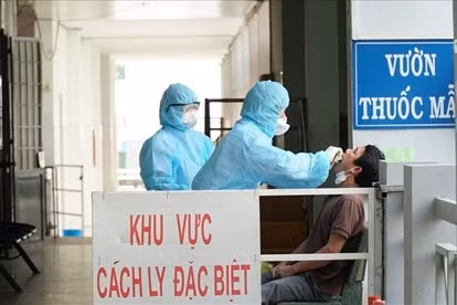 Một người Trung Quốc cưa cửa bệnh viện ở Bình Dương trốn cách ly y tế. Ảnh: minh họa