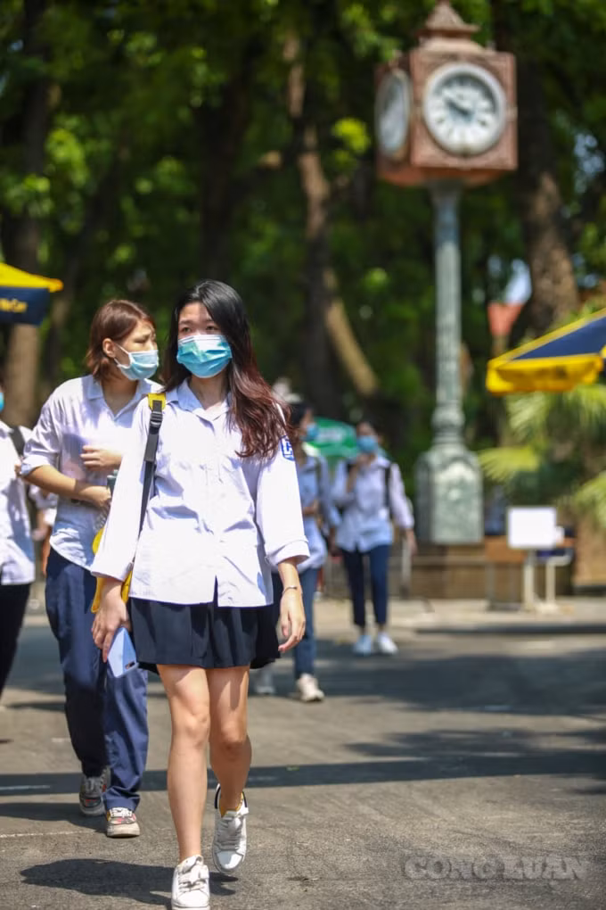 Mặc dù ôn có phần bị 