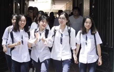 Kỳ thi tốt nghiệp THPT năm 2021, Hà Nội có lượng thí sinh đăng ký nhiều nhất (ảnh Trinh Phúc).