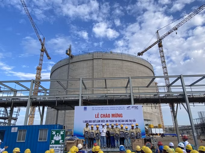 Thực hiện an toàn tuyệt đối tại các công trình dự án khí.