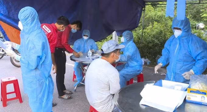 Ngày 3/7, Ban chỉ đạo phòng, chống dịch Covid-19 tỉnh Bình Định ghi nhận thêm 5 ca dương tính với SARS-CoV-2 ở thị xã Hoài Nhơn. (Ảnh: zing)