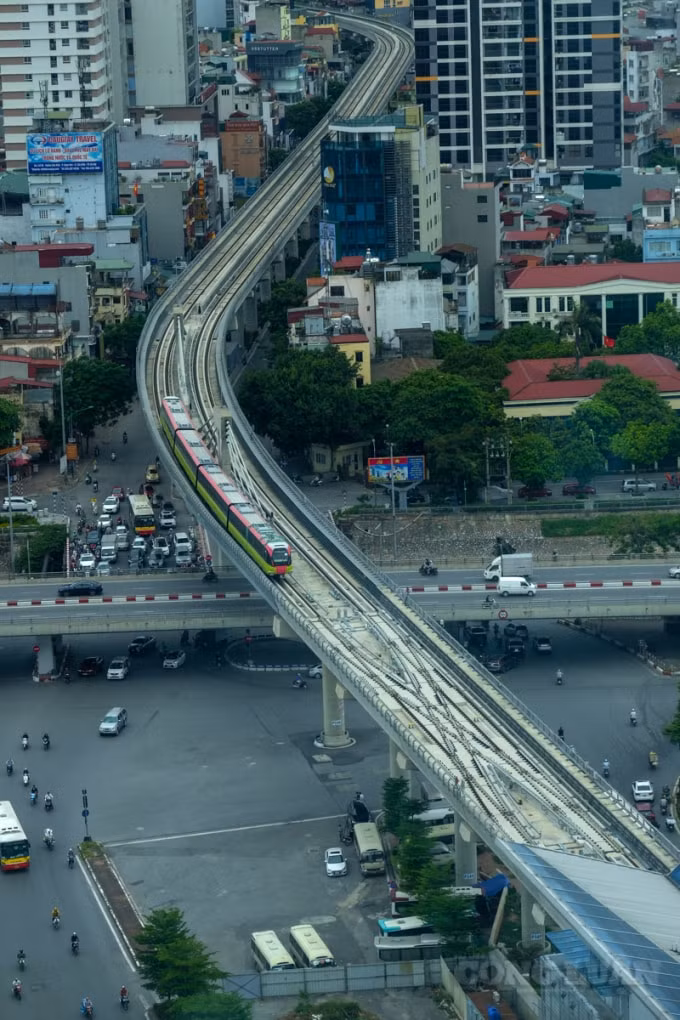 Dự kiến đoạn trên cao sẽ được đưa vào khai thác vào cuối năm 2021.