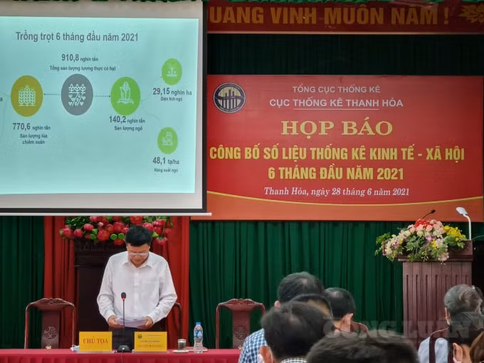Họp báo công bố số liệu thống kê kinh tế - xã hội tỉnh Thanh Hoá 6 tháng đầu năm 2021. Ảnh: Minh Anh
