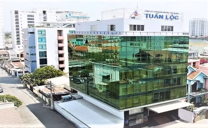 Tuấn Lộc