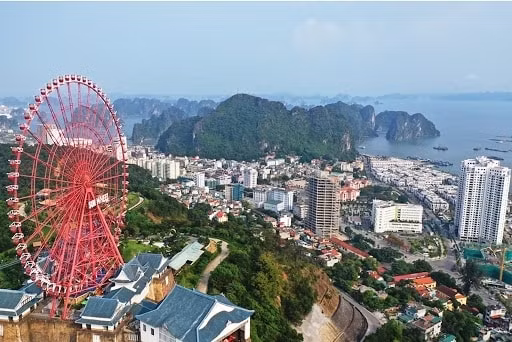 Quảng Ninh sẽ xử lý mạnh tay tình trạng chủ đầu tư mở bán dự án “chui” trên mạng.