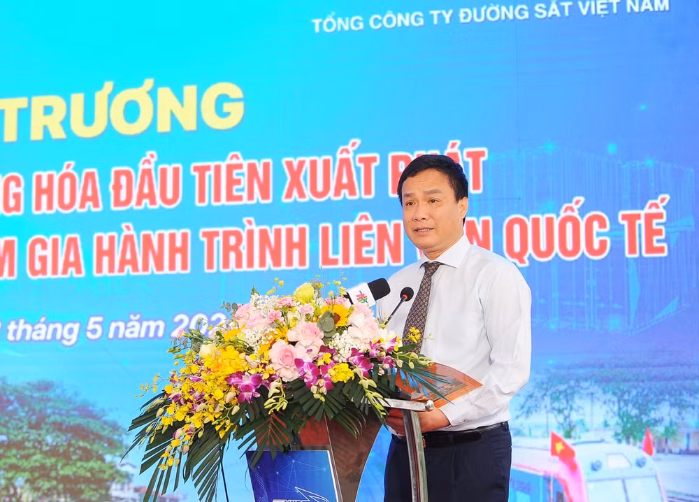 tau van chuyen hang hoa tu ga cao xa tham gia hanh trinh lien van quoc te hinh 3