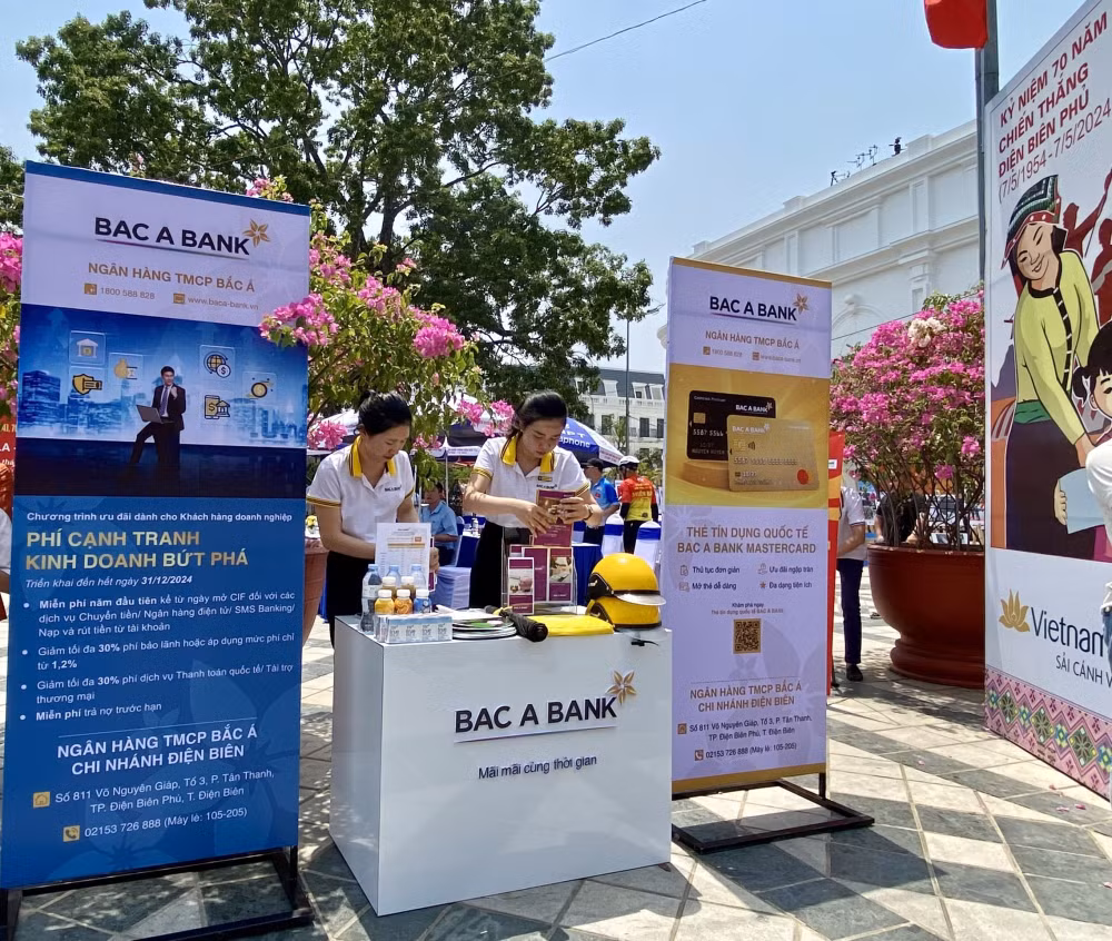 bac a bank dong hanh cung chuoi hoat dong tri an dien bien manh dat anh hung hinh 5