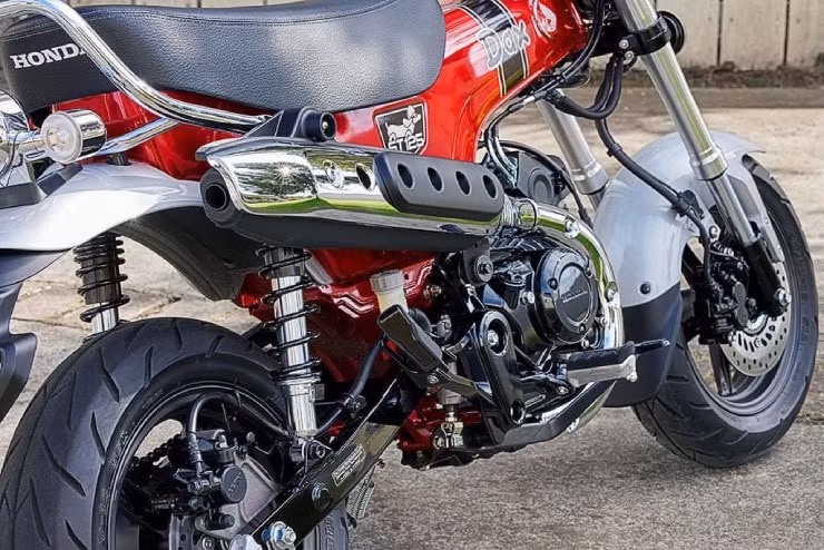 can canh honda dax 2024 doc la hinh 5