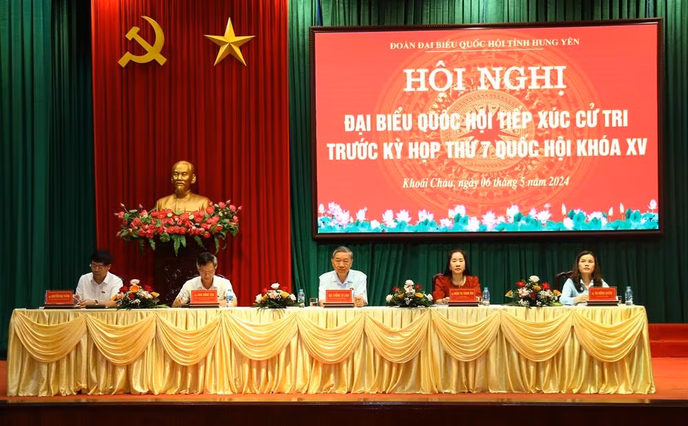 bo truong bo cong an to lam giai dap nhieu van de tai buoi tiep xuc cu tri tinh hung yen hinh 1