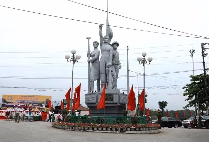 yen bai gan bien di tich lich su quoc gia ben au lau hinh 1
