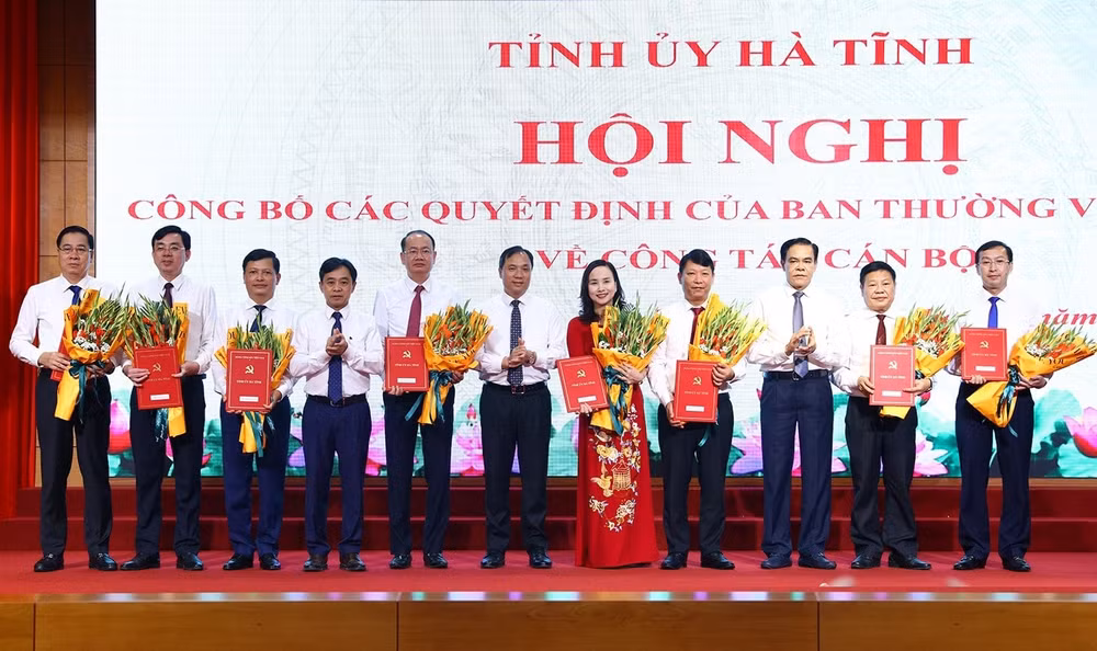 ha tinh dieu dong luan chuyen bo nhiem 24 vi tri can bo chu chot hinh 1