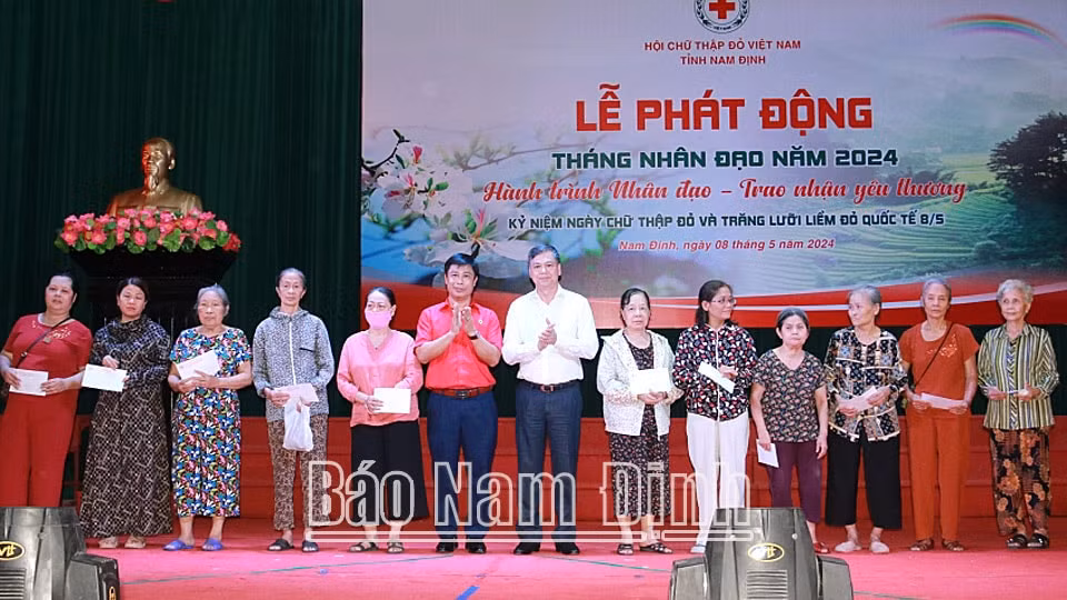 hoi chu thap do nam dinh phan dau van dong tro giup it nhat 2000 dia chi nhan dao hinh 1