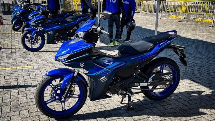 trinh lang yamaha sniper 155 gia tu hon 55 trieu dong hinh 1