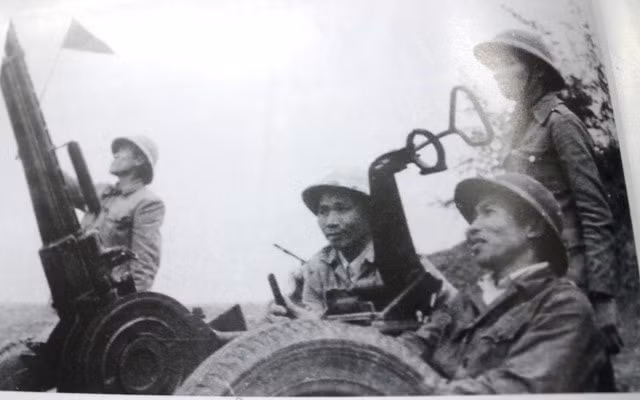 nguoi linh gia ke ve tran chien bao ve cau ham rong lich su hinh 7